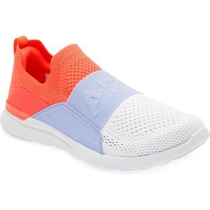 APL Womens Techloom Bliss NWT Size 7 Impulse Red/Bellflower/White